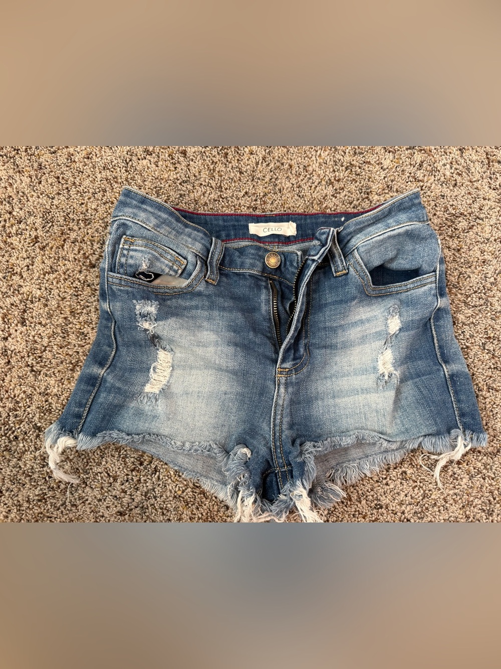 Cello Women’s Distressed Shorts - Size Small